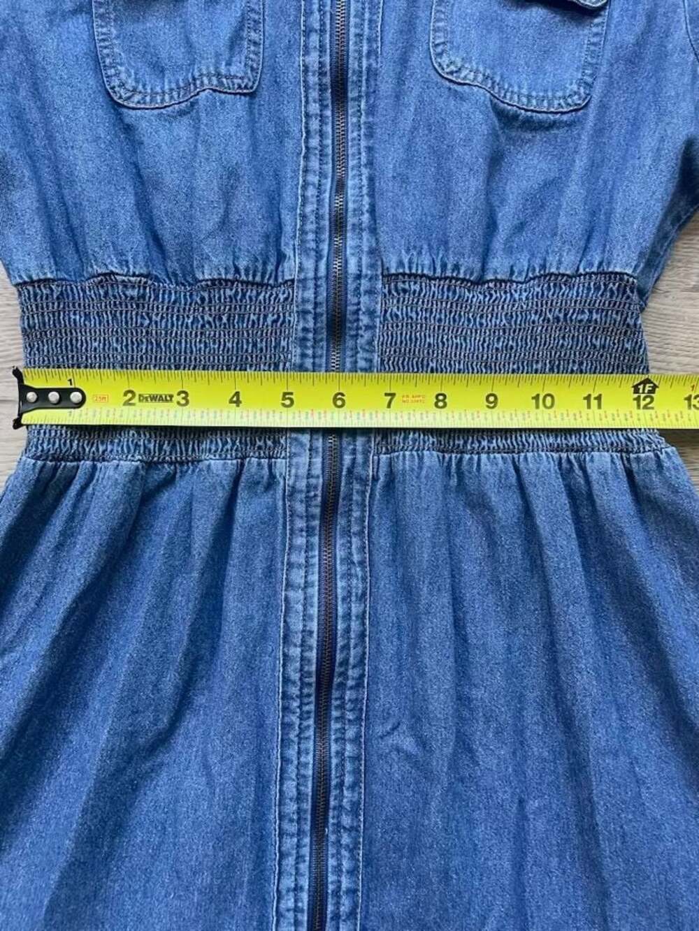 J Gee Denim Midi Dress Medium Zip Front Smocked Waist Roll Tab Chambray Blue - Picture 7 of 11